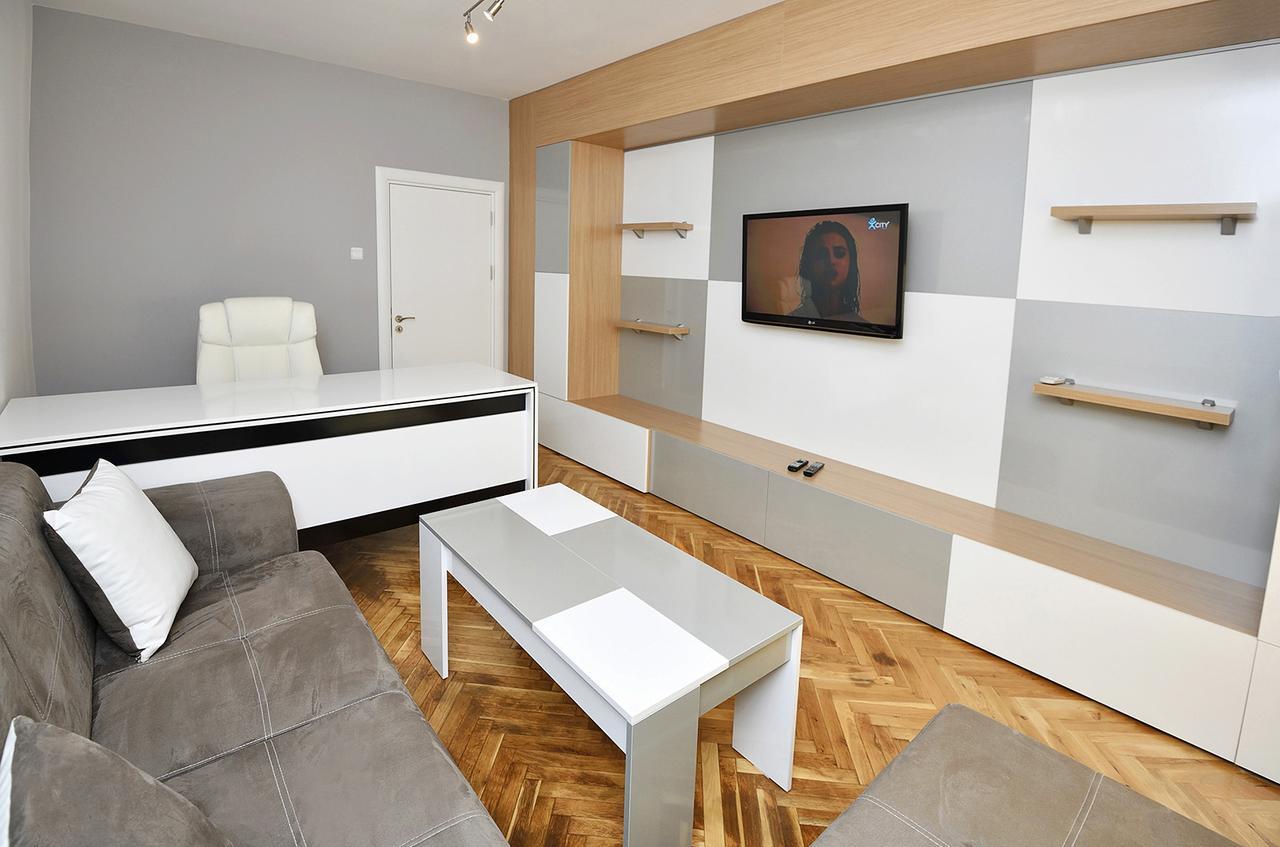 Chaika Apartment Varna Exterior photo